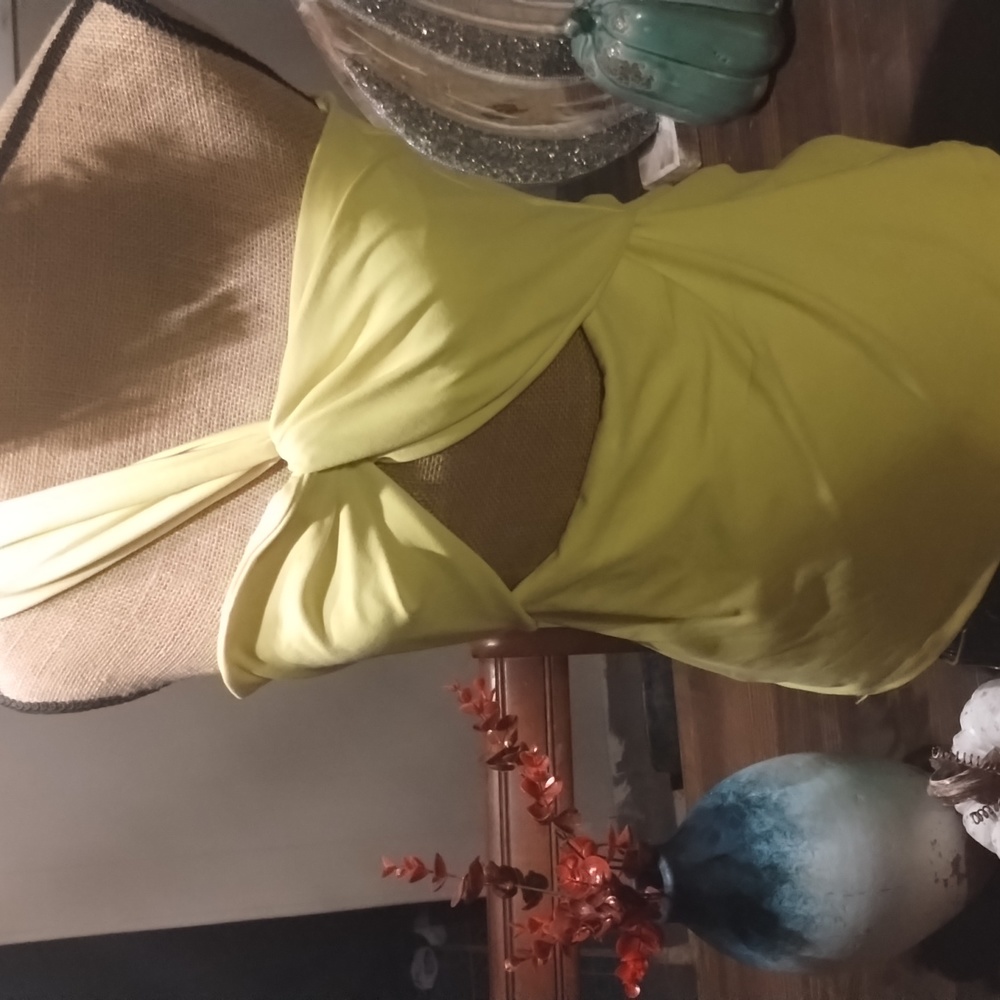 Susana Monaco flirty yellow tank - Picture 2 of 3